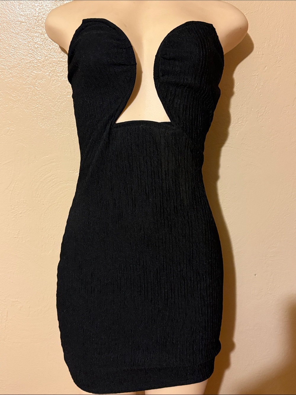 SHEIN Black Strapless Cutout Bodycon Mini Dress